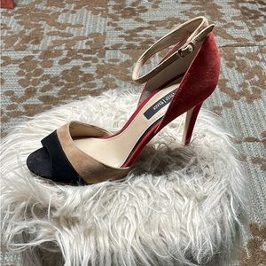 Women’s size 9M WHBM Myah Auburn 4” heels